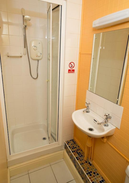 Somerset House B&B Grange-over-Sands Екстер'єр фото